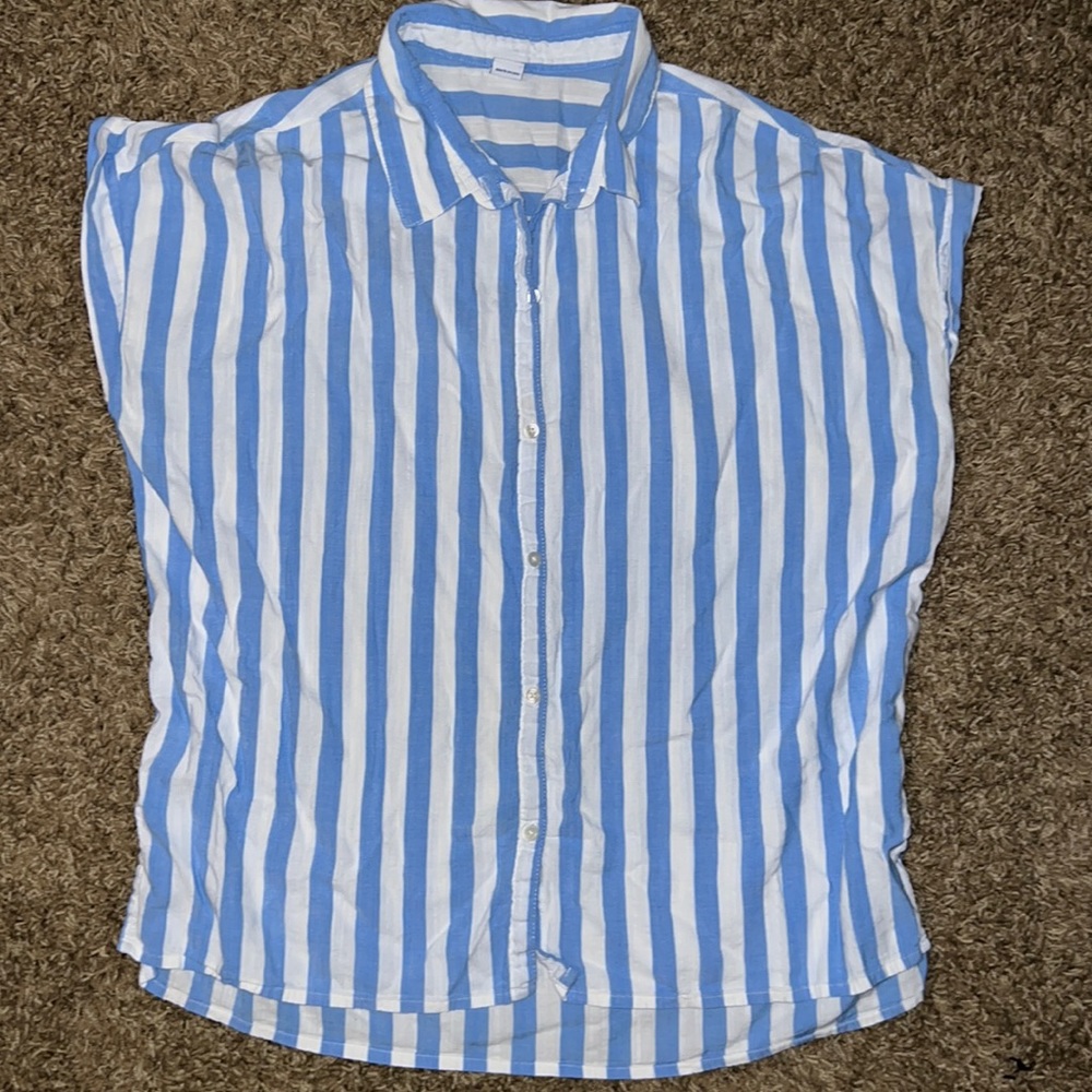 Women’s Old Navy Blouse Size L